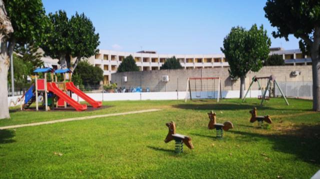 Villetta A Schiera In Villaggio Metatur เมตาปอนโต ภายนอก รูปภาพ